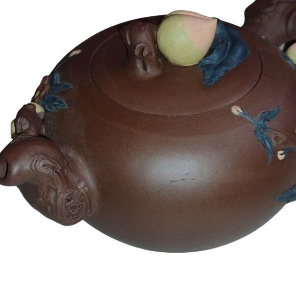 Yixing Chinese Stoneware  Purple Clay Longevity Peach Teapot Dark Brown‎ - Picture 9 of 10